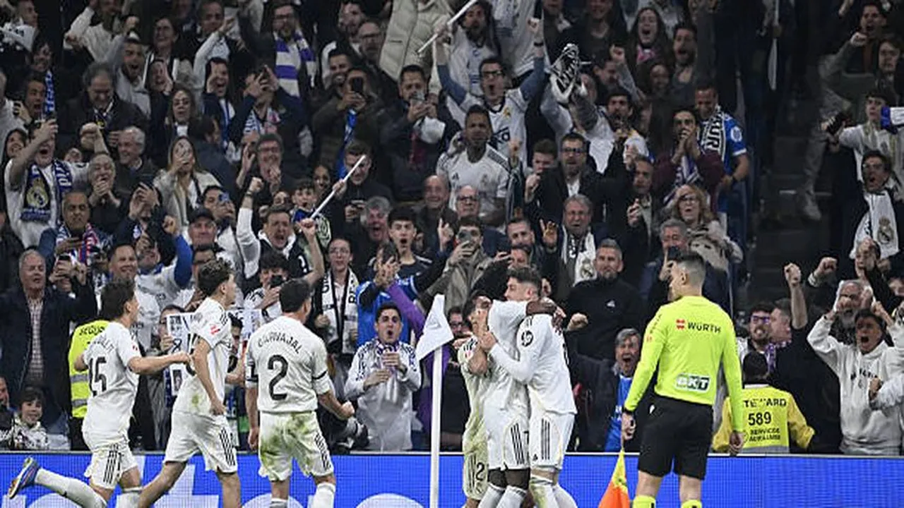 صافرة إنجليزية تُدير مباراة ريال مدريد وبايرن ميونخ في دوري أبطال أوروبا